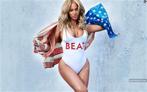 Hot and bold Beyonce Knowles in a monokini